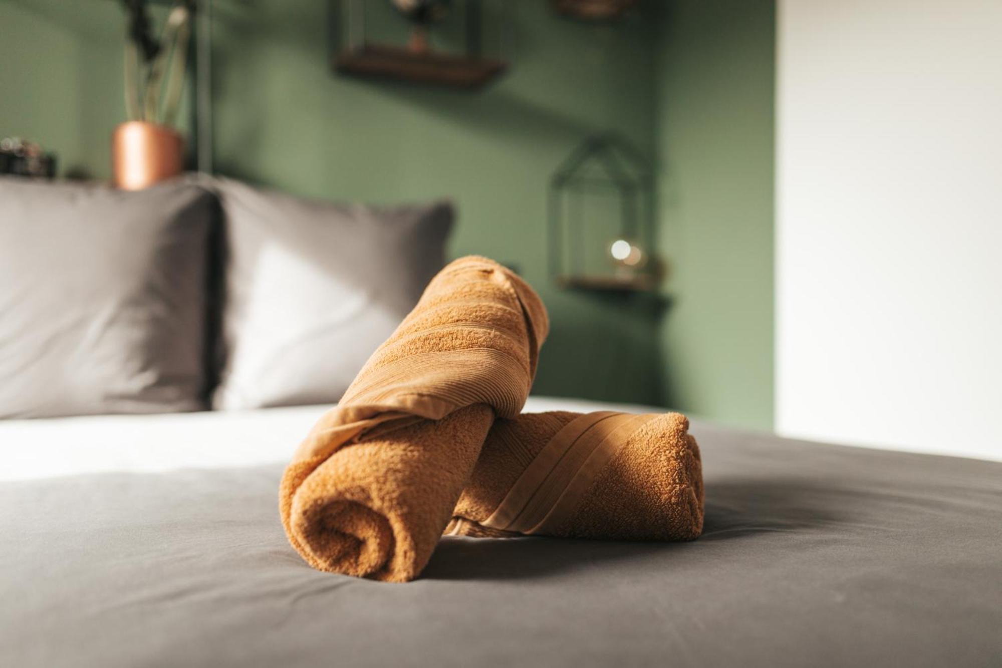 Appartement Thematique: Voyage Industriel Travers Eksteriør billede